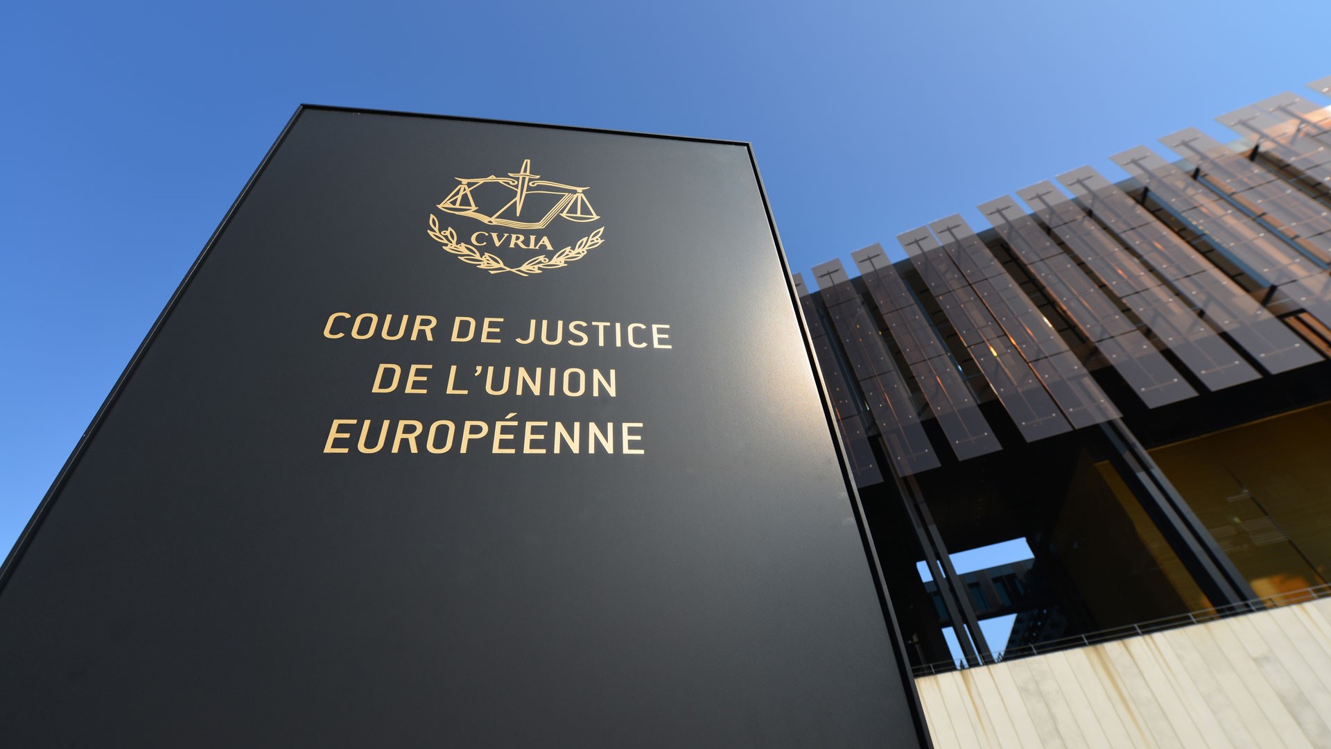 BAM! News - Le parquet européen ouvre une enquête sur l’achat des vaccins anti-Covid par l’UE